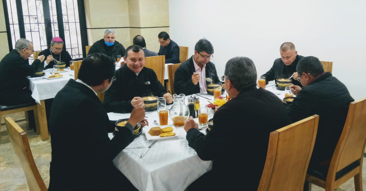 Encuentro con el Señor Arzobispo Monseñor Luis José Rueda